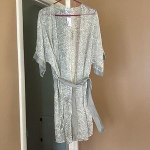 Sonoma sheer floral robe